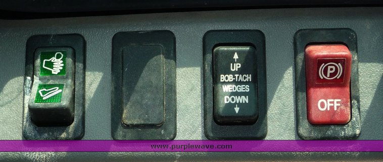 image for item 2288 2005 Bobcat S185 skid steer