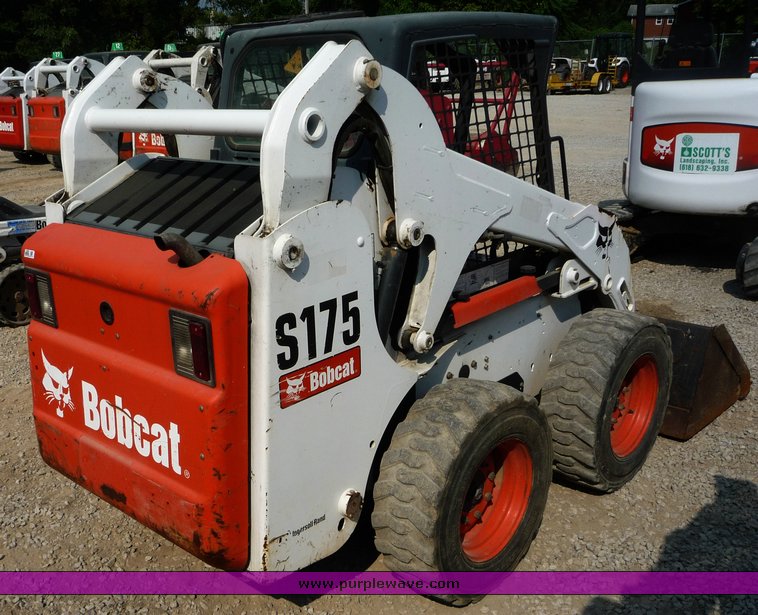 image for item 2289 2006 Bobcat S175 skid steer