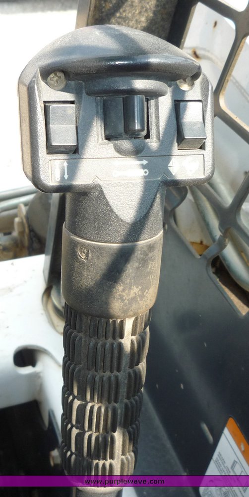 image for item 2289 2006 Bobcat S175 skid steer