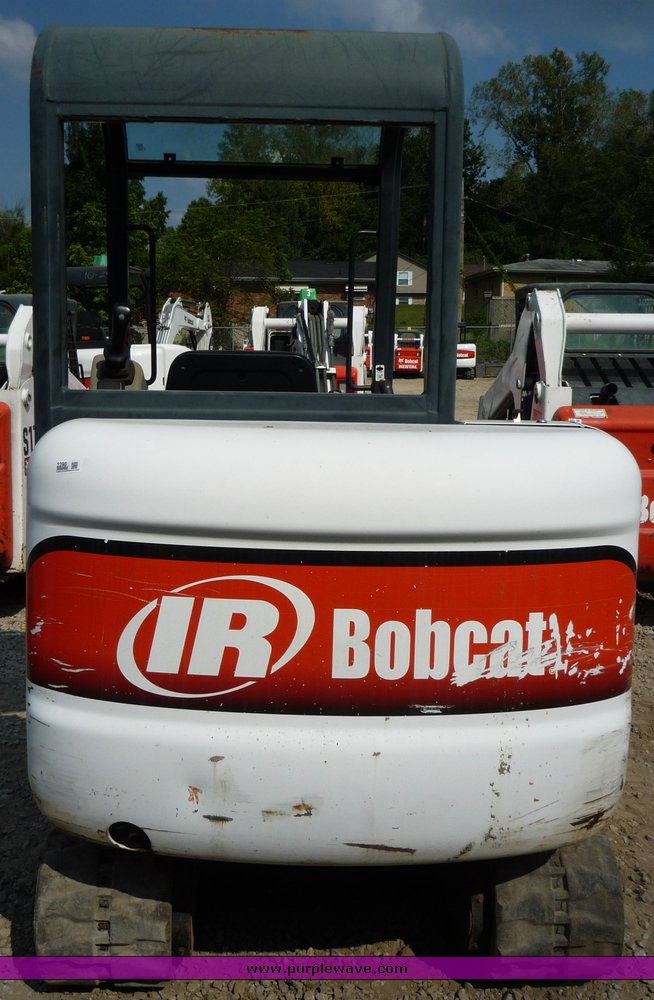 image for item 2290 2001 Bobcat 325D compact track excavator