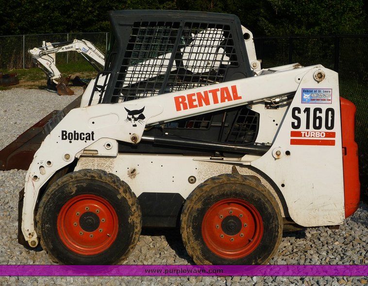 image for item 2292 2005 Bobcat S160 skid steer