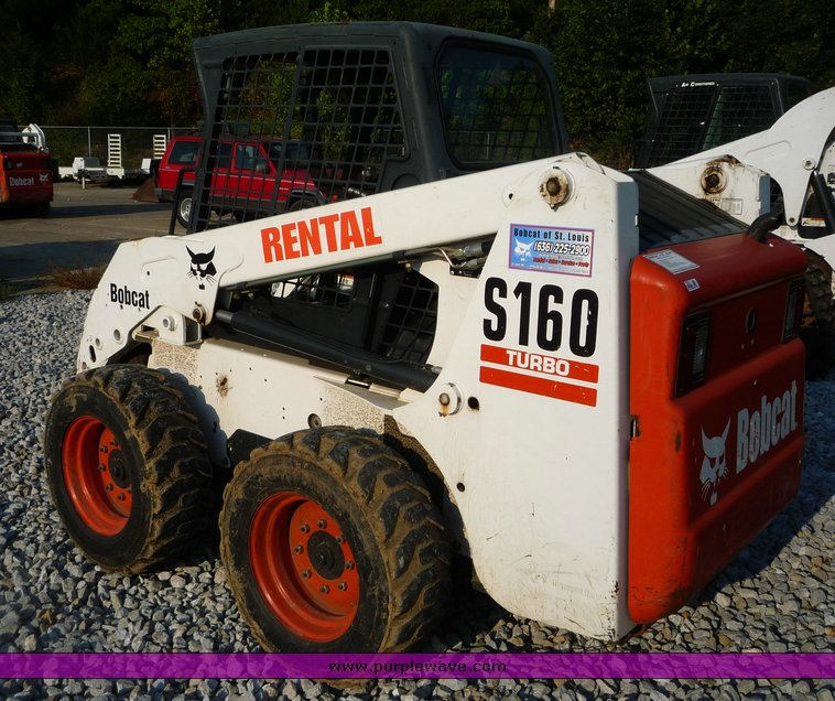 image for item 2292 2005 Bobcat S160 skid steer