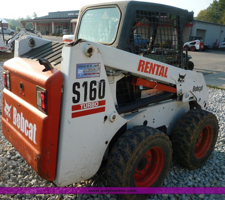 image for item 2292 2005 Bobcat S160 skid steer