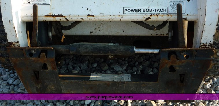 image for item 2292 2005 Bobcat S160 skid steer