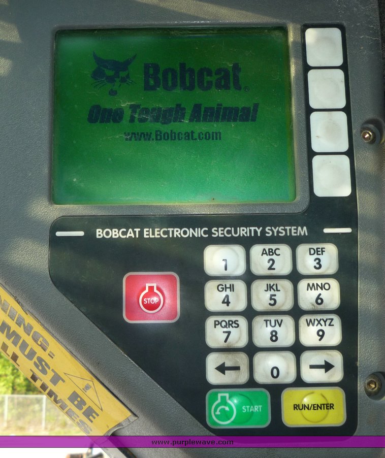 image for item 2292 2005 Bobcat S160 skid steer