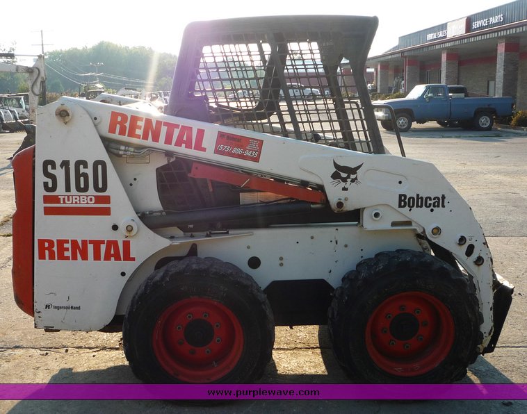 image for item 2293 2004 Bobcat S160 skid steer