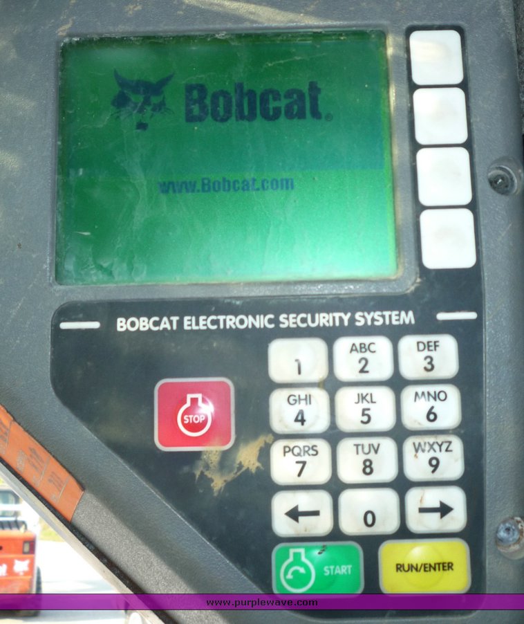 image for item 2294 2006 Bobcat T300 skid steer