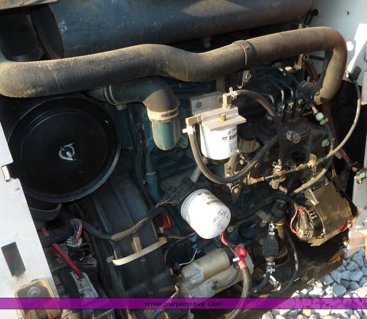 image for item 2294 2006 Bobcat T300 skid steer