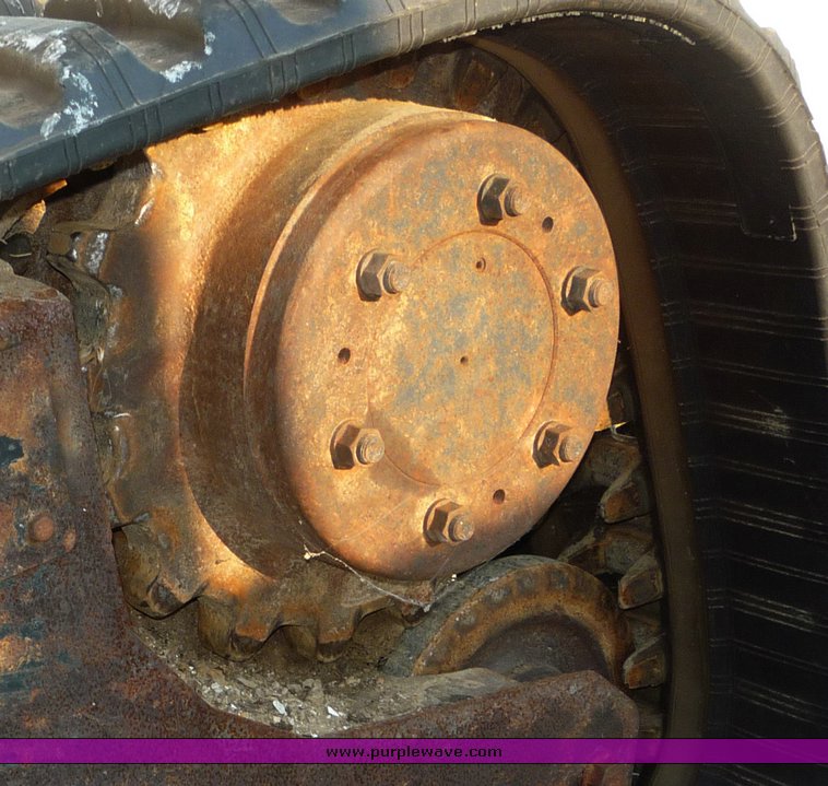 image for item 2294 2006 Bobcat T300 skid steer