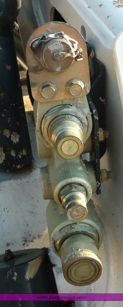 image for item 2296 2005 Bobcat T250 skid steer