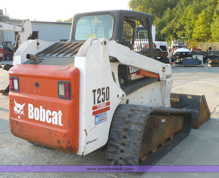 image for item 2297 2005 Bobcat T250 skid steer