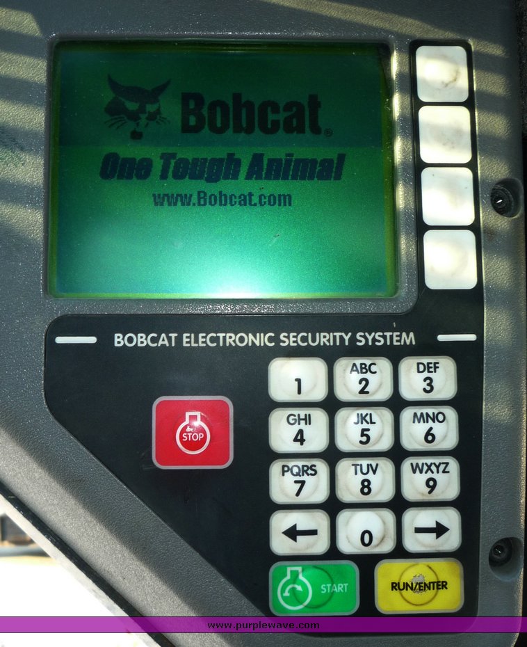 image for item 2298 2005 Bobcat S250 skid steer