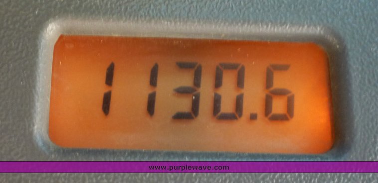 image for item 2298 2005 Bobcat S250 skid steer