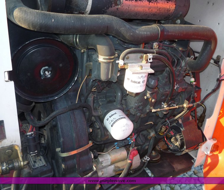 image for item 2298 2005 Bobcat S250 skid steer