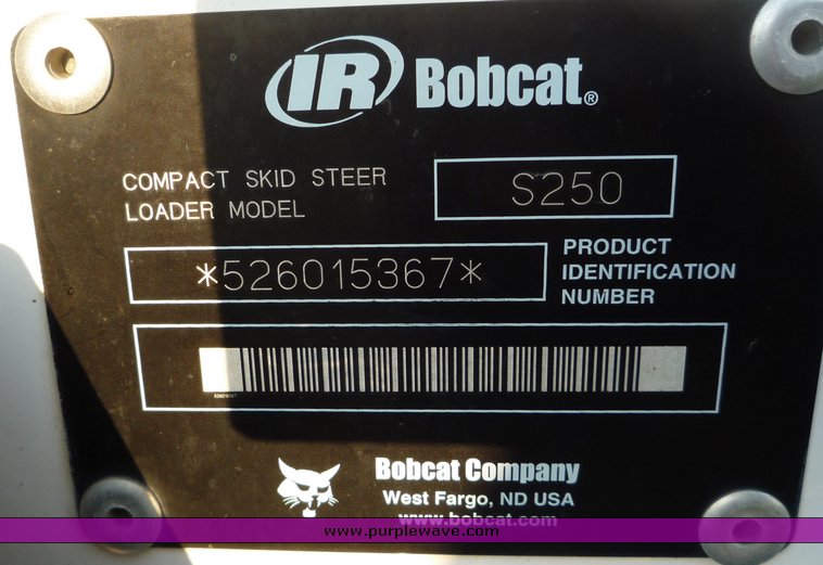 image for item 2298 2005 Bobcat S250 skid steer