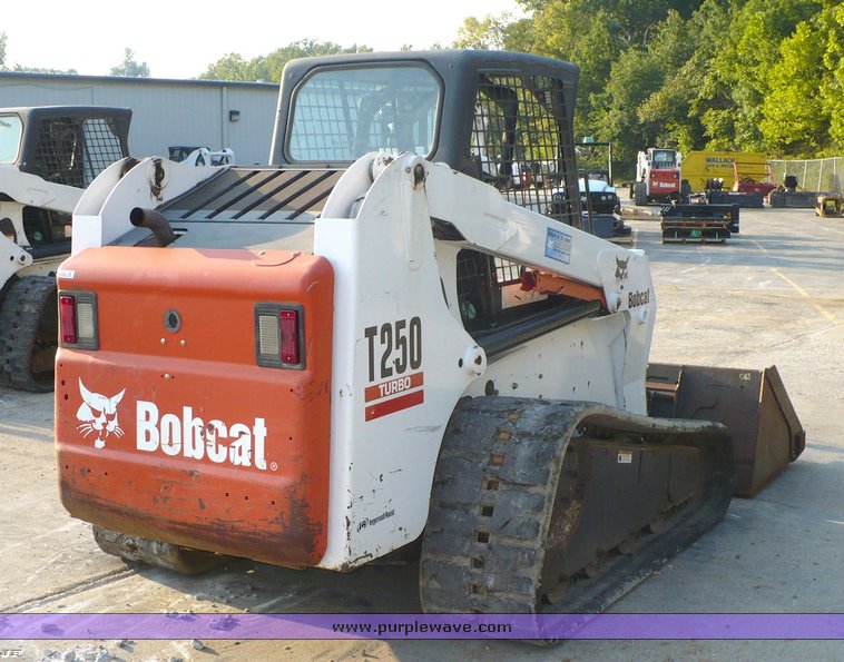 image for item 2299 2005 Bobcat T250 skid steer