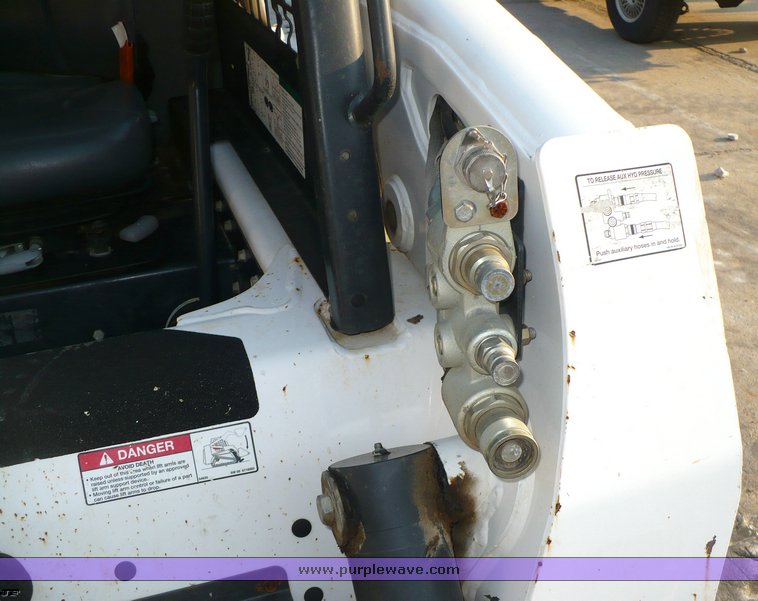 image for item 2299 2005 Bobcat T250 skid steer