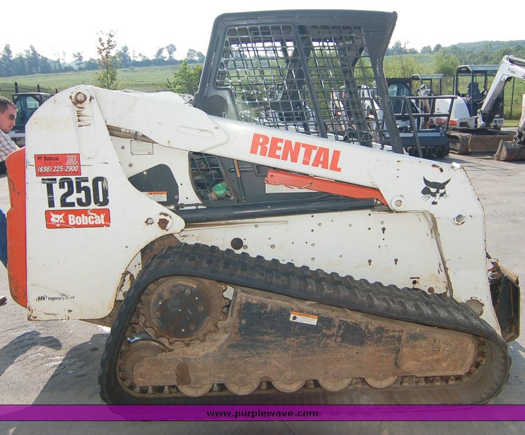 image for item 6003 2006 Bobcat T250 skid steer