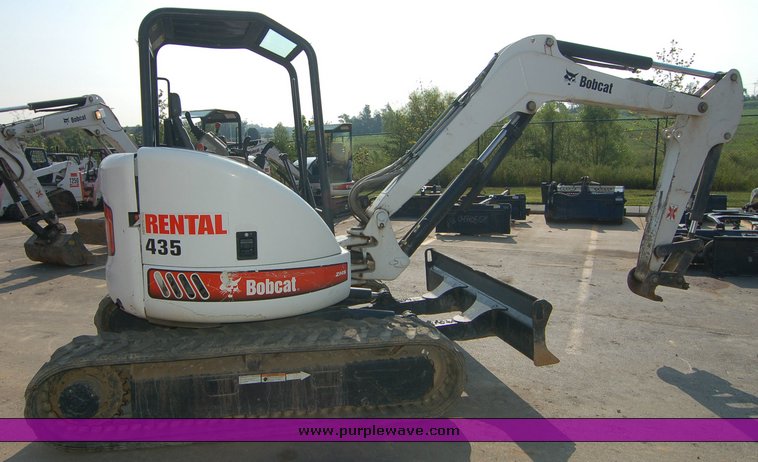 image for item 6004 2006 Bobcat 435G compact excavator
