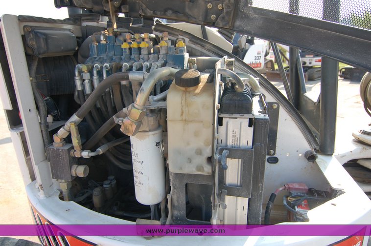 image for item 6004 2006 Bobcat 435G compact excavator