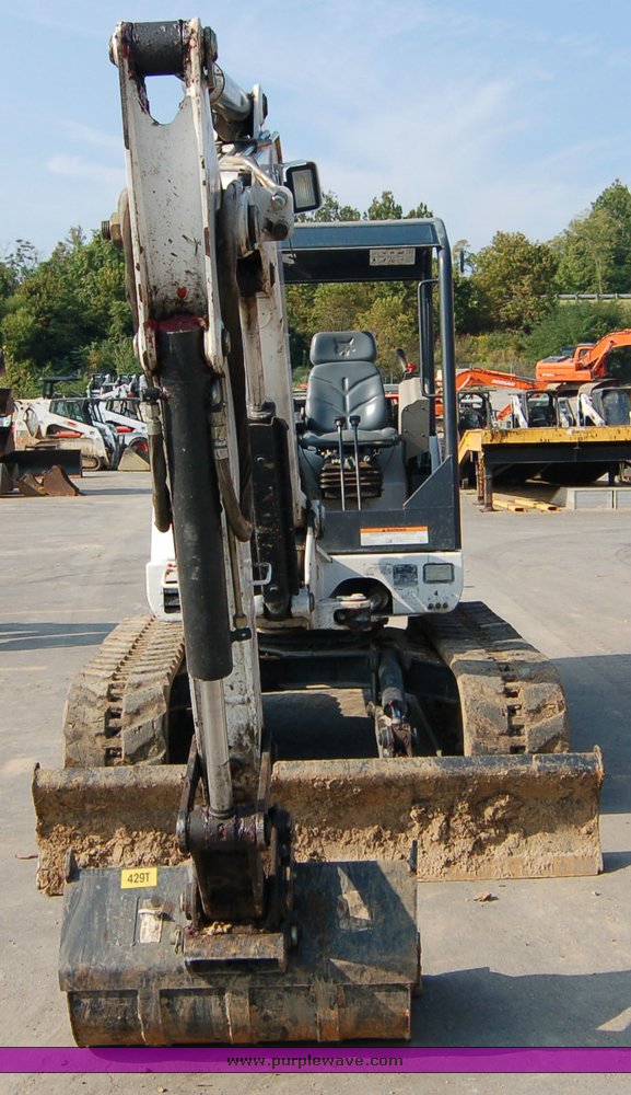 image for item 6005 2006 Bobcat 337G compact excavator