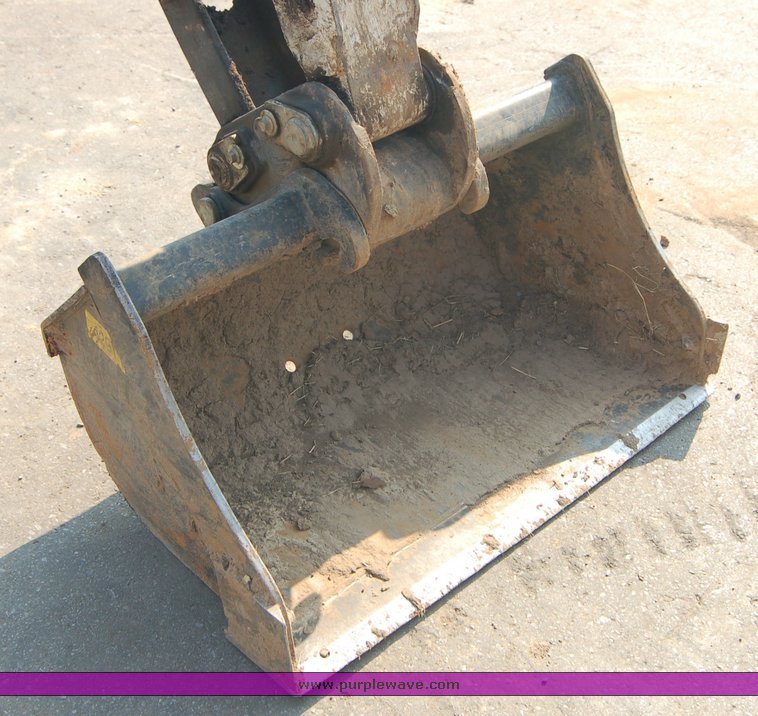 image for item 6005 2006 Bobcat 337G compact excavator