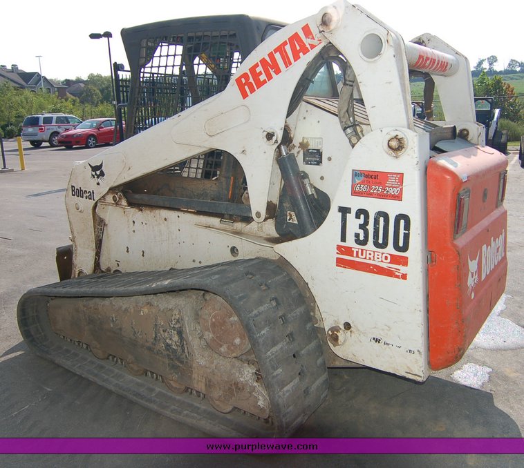 image for item 6006 2005 Bobcat T300 skid steer
