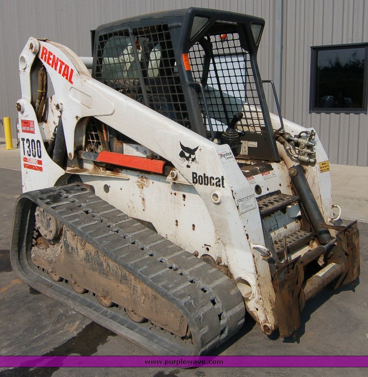 image for item 6006 2005 Bobcat T300 skid steer