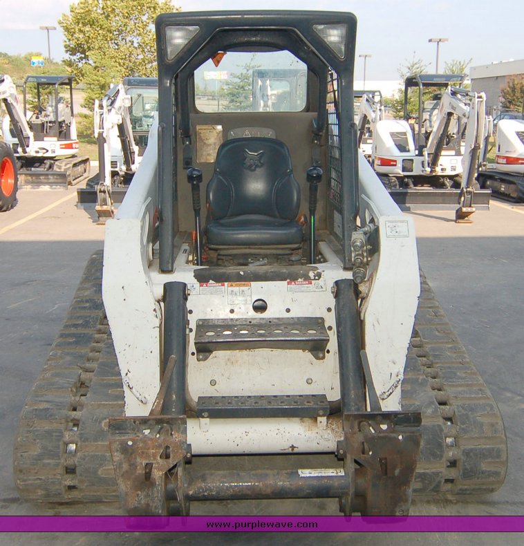 image for item 6007 2007 Bobcat T250 skid steer