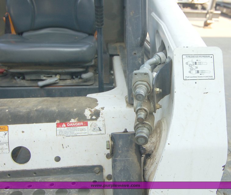image for item 6007 2007 Bobcat T250 skid steer