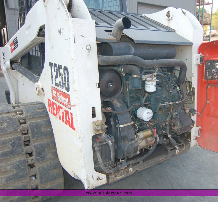 image for item 6007 2007 Bobcat T250 skid steer