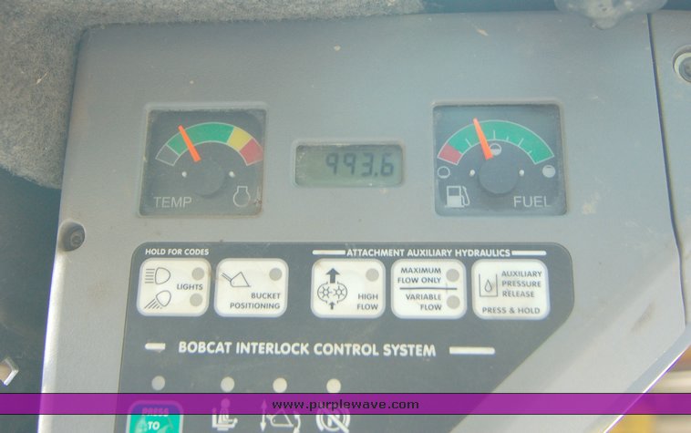 image for item 6007 2007 Bobcat T250 skid steer