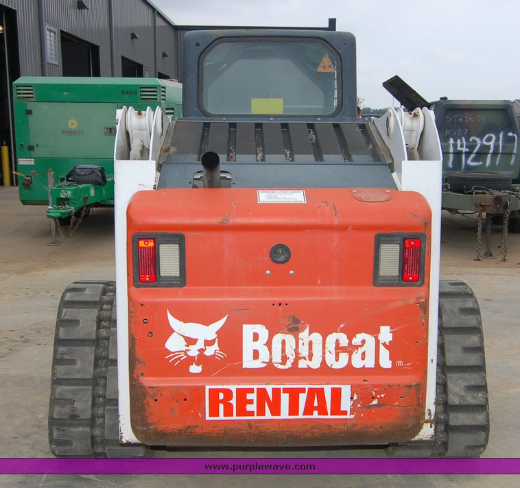 image for item 6009 2005 Bobcat T250 skid steer