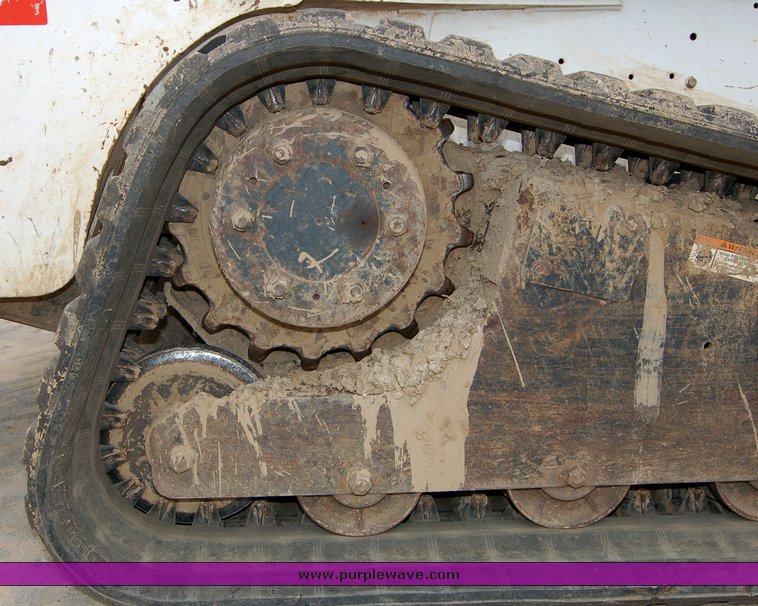 image for item 6009 2005 Bobcat T250 skid steer