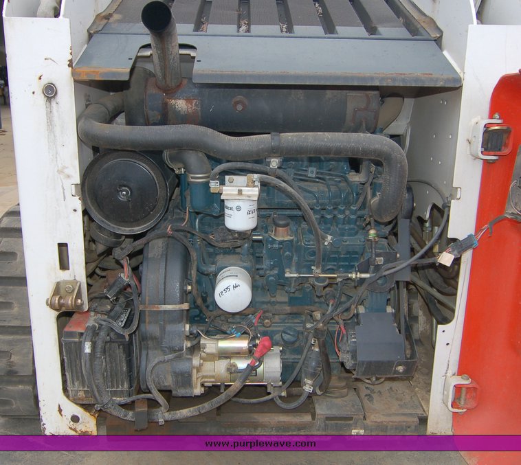 image for item 6009 2005 Bobcat T250 skid steer