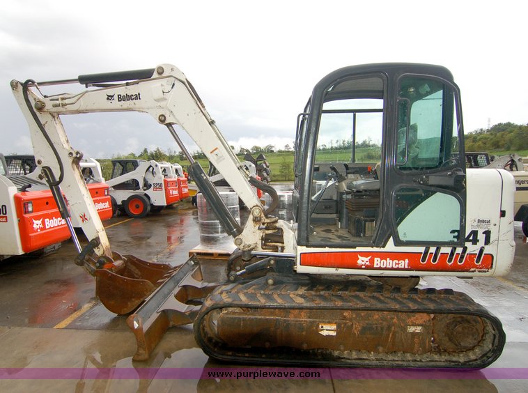 image for item 6010 2006 Bobcat 341G compact excavator