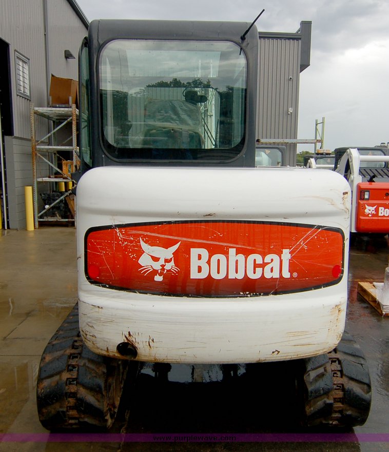 image for item 6010 2006 Bobcat 341G compact excavator