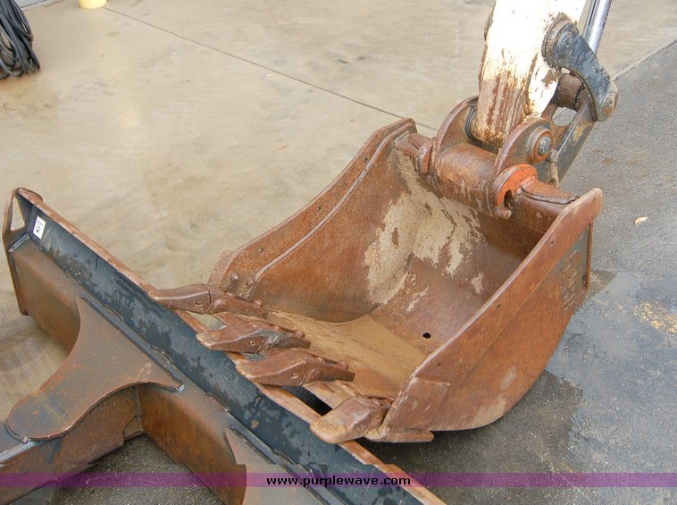 image for item 6010 2006 Bobcat 341G compact excavator