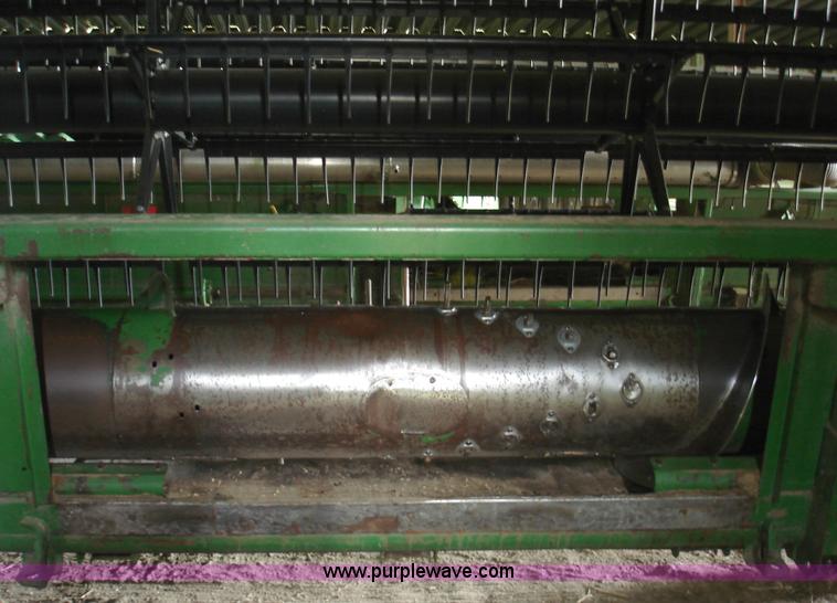 image for item 1300 1997 John Deere 925 flex platform with finger reel