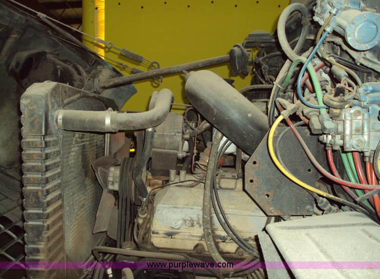 image for item 1503 1980 Ford 8000 grain truck