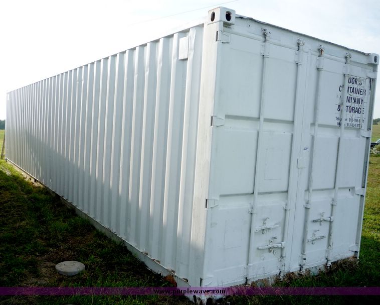 image for item 2022 40' standard storage container