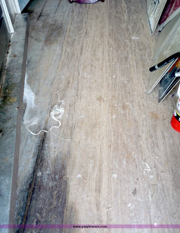 image for item 2022 40' standard storage container