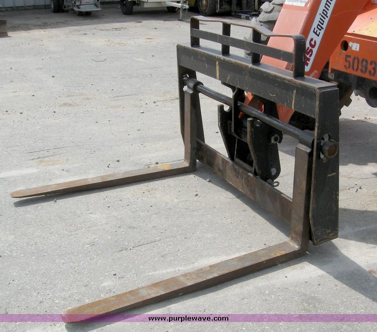 image for item 2192 2004 SkyTrak 6036 telehandler