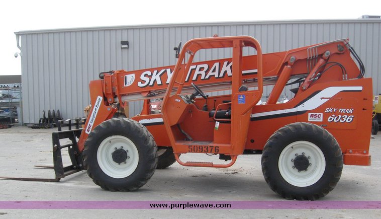 image for item 2192 2004 SkyTrak 6036 telehandler