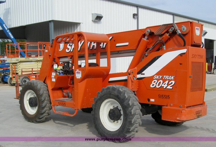 image for item 2194 2004 SkyTrak 8042 telehandler