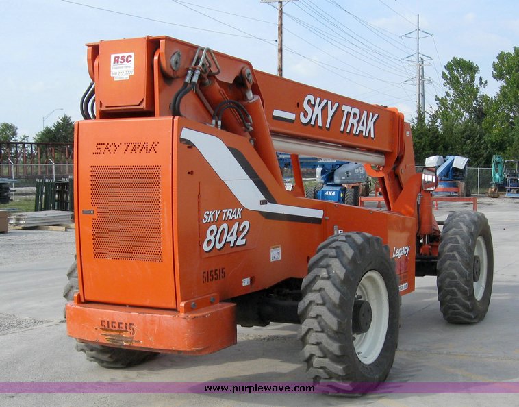 image for item 2194 2004 SkyTrak 8042 telehandler