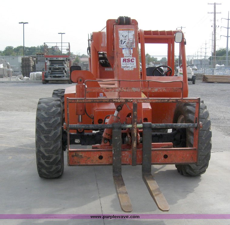image for item 2194 2004 SkyTrak 8042 telehandler