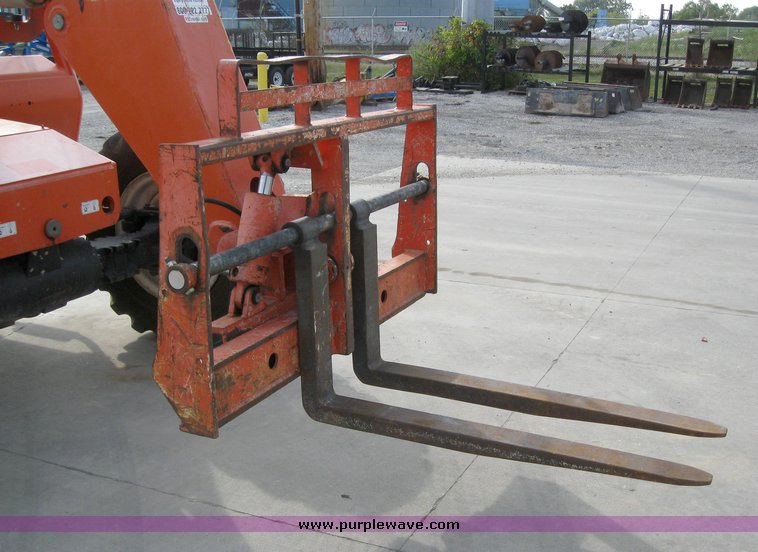 image for item 2194 2004 SkyTrak 8042 telehandler