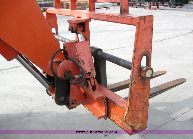 image for item 2194 2004 SkyTrak 8042 telehandler