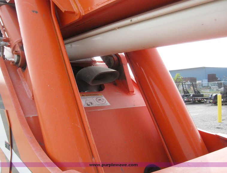 image for item 2194 2004 SkyTrak 8042 telehandler